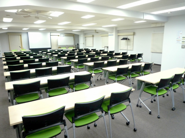 T3会議室 スクール型